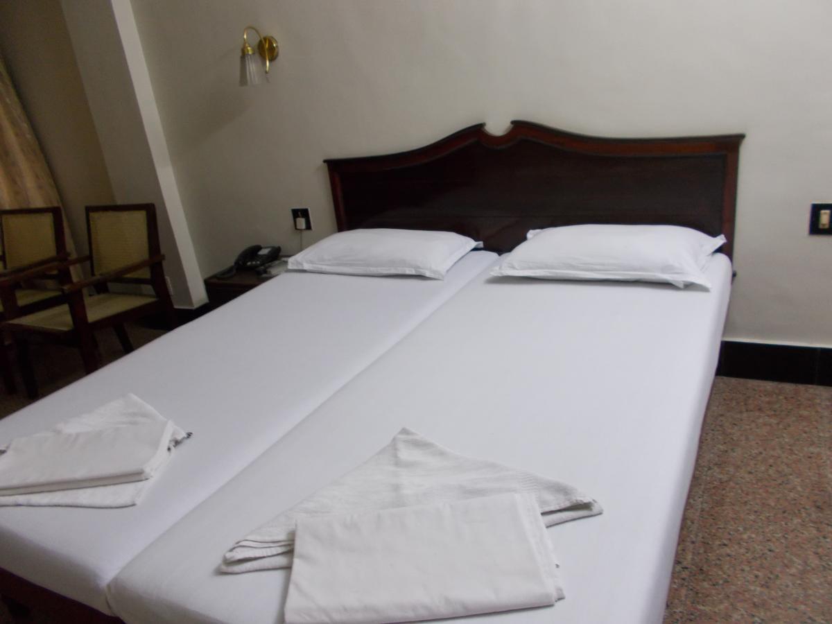 Biju'S Tourist Home Kochi Kültér fotó